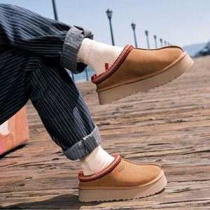 UGG  Tazz Suede Mule Slippers